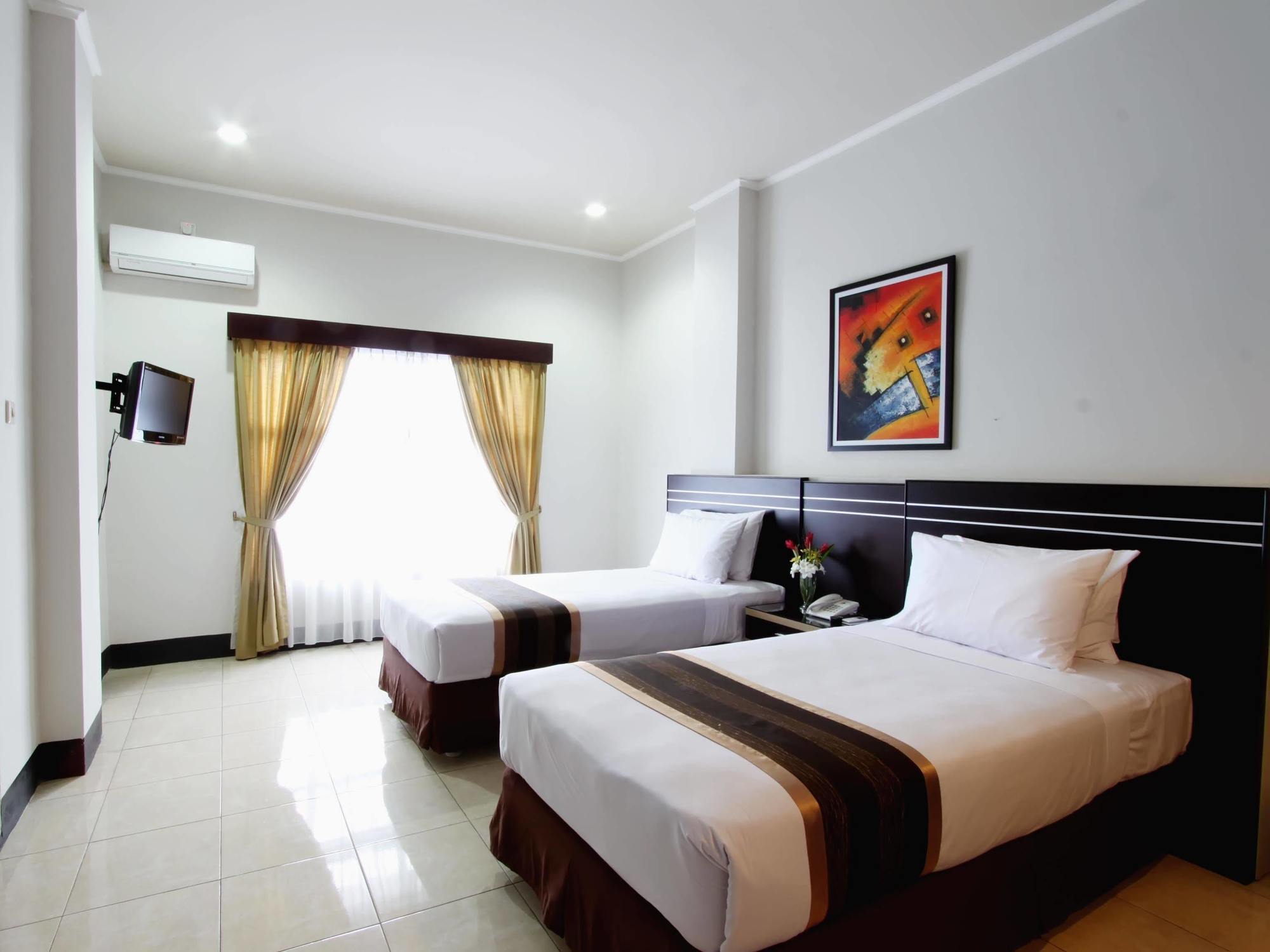 Maktal Hotel Mataram Ngoại thất bức ảnh