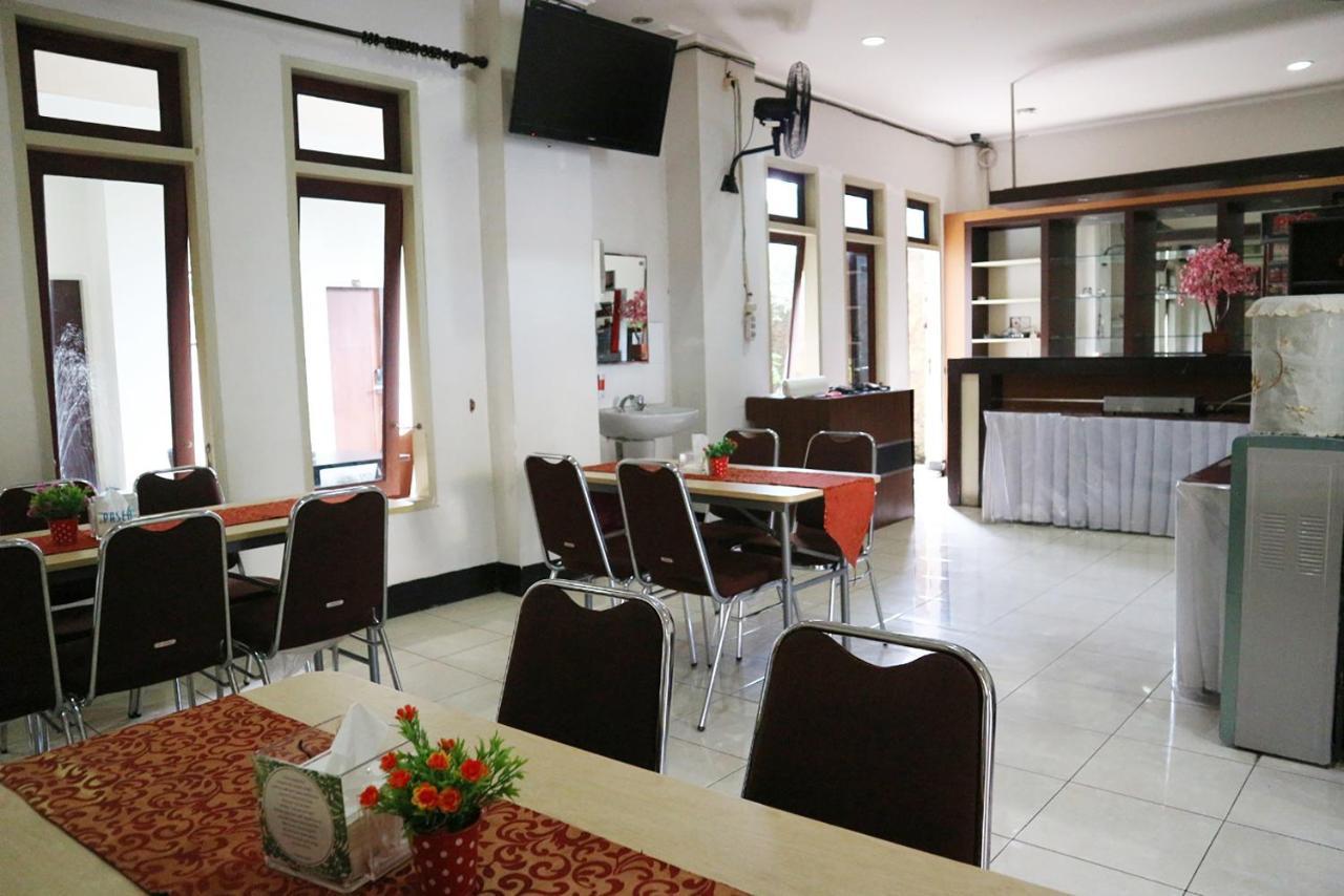 Maktal Hotel Mataram Ngoại thất bức ảnh